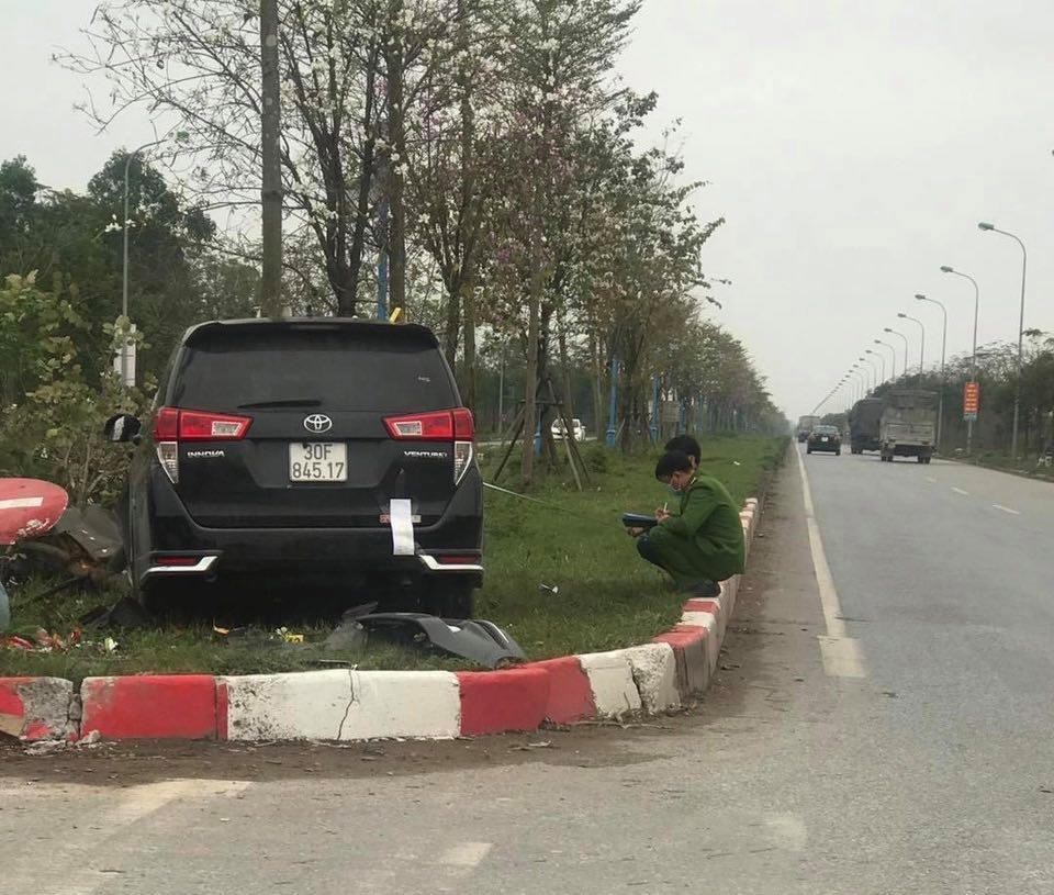 Vụ ô tô tông loạt phương tiện: 3 người thương vong - 1 Vụ ô tô tông loạt phương tiện: 3 người thương vong - 1