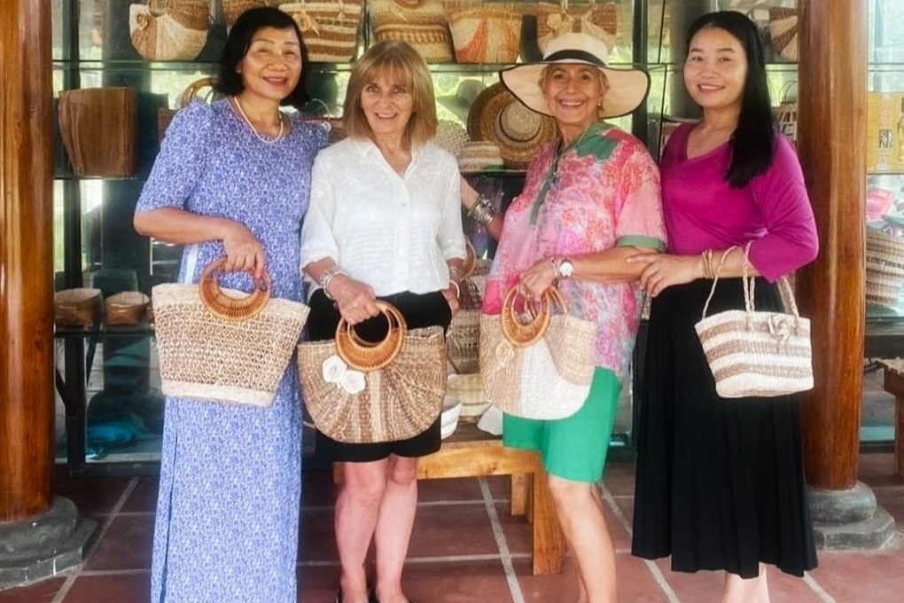 Biến thứ bỏ đi thành sản phẩm tinh xảo để xuất ngoại - 3 Biến thứ bỏ đi thành sản phẩm tinh xảo để xuất ngoại - 3