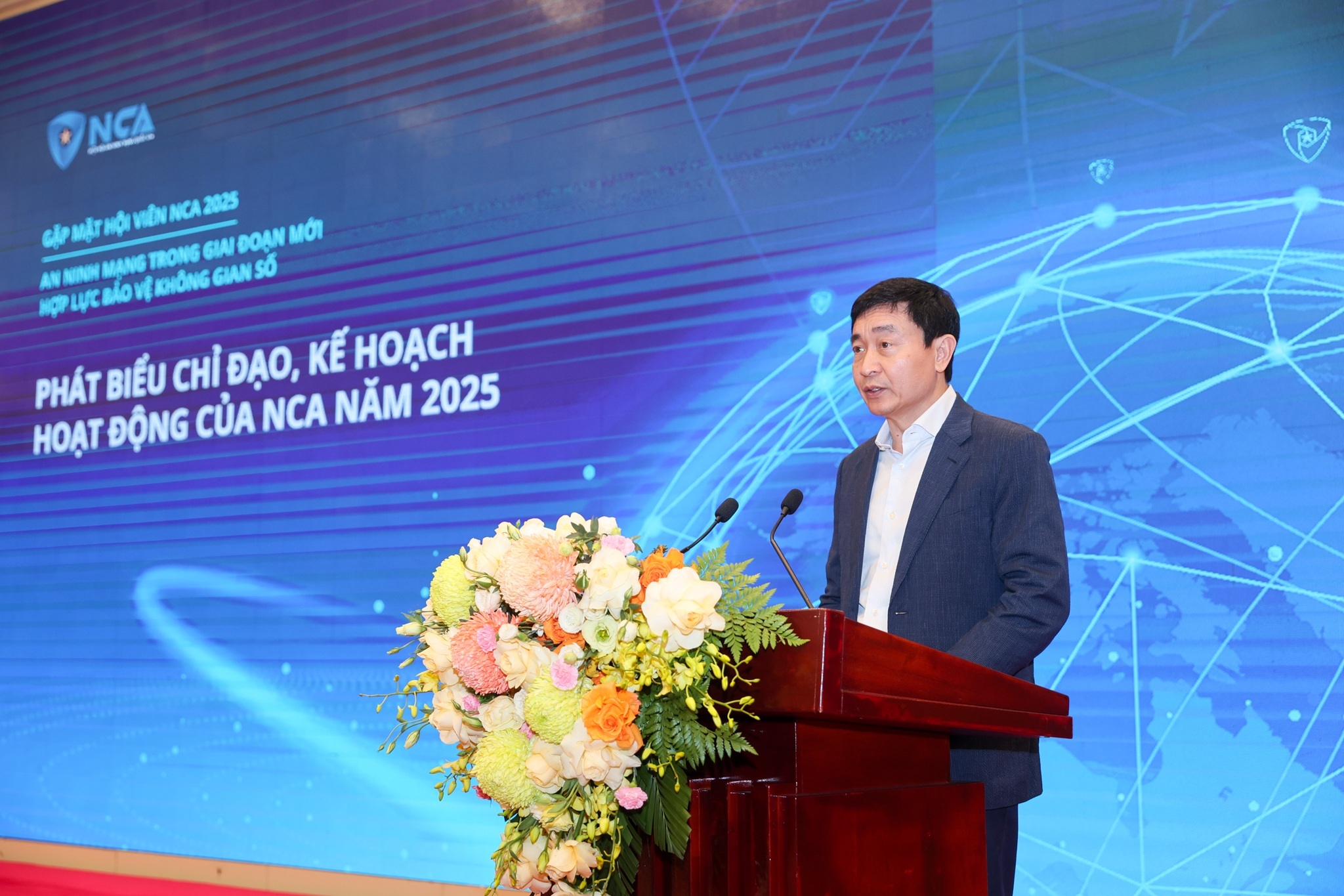 Trung tướng Nguyễn Minh Chính tại Hội thảo An ninh mạng