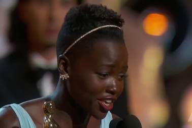 Lupita Nyong'o giành giải Oscar