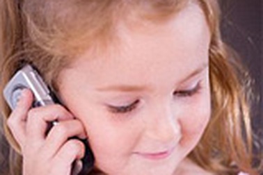 Điện thoại và chứng u não ở trẻ