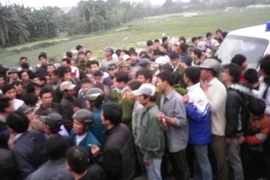 Vụ truy sát cả gia đình: Côn đồ chém nhầm người?