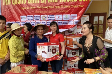 Tập đoàn Picenza VN và Showroom Hùng Túy chung tay hướng về miền Trung