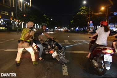 Đằng sau cuộc tranh luận về nồng độ cồn khi lái xe