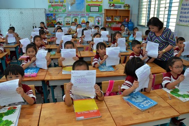 Giáo viên tiếng Anh chịu thiệt