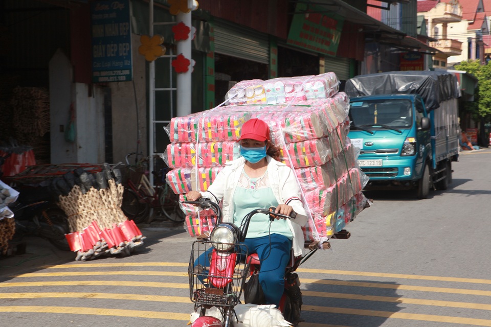 Hàng nghìn lượng vàng ế ẩm đầu tháng cô hồn - 10 Hàng nghìn lượng vàng ế ẩm đầu tháng cô hồn - 10