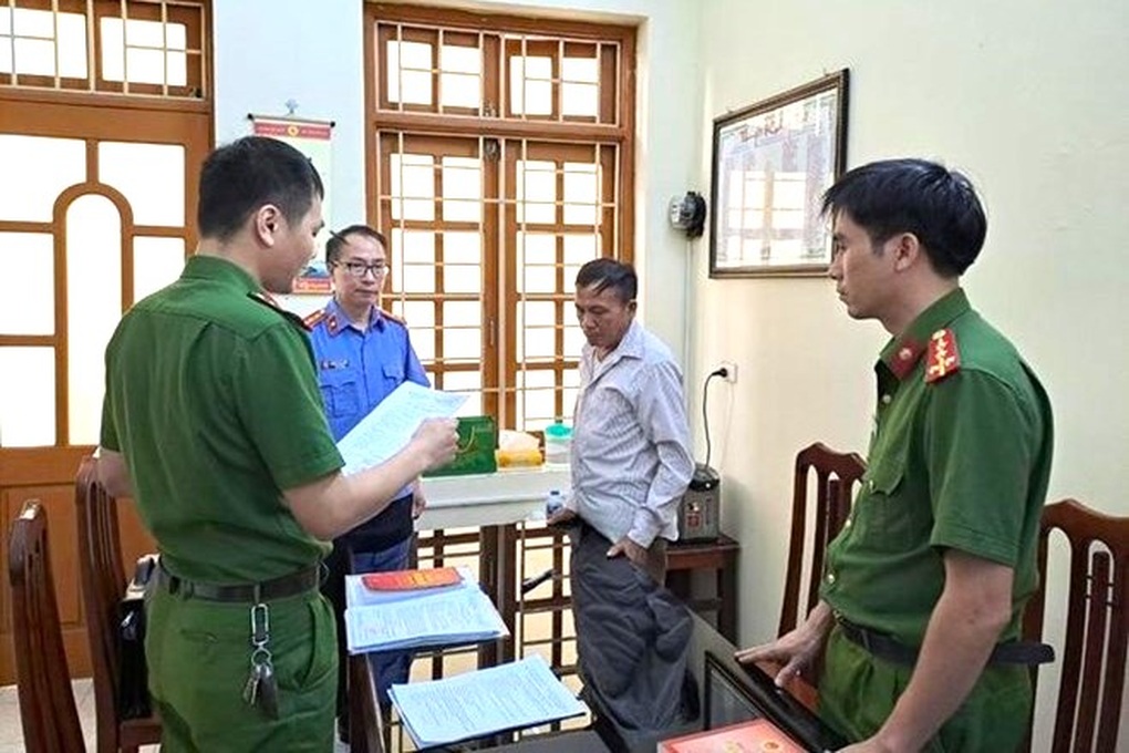 Chủ tịch kiêm giám đốc hợp tác xã hô biến máy cũ thành máy mới - 1 Chủ tịch kiêm giám đốc hợp tác xã hô biến máy cũ thành máy mới - 1