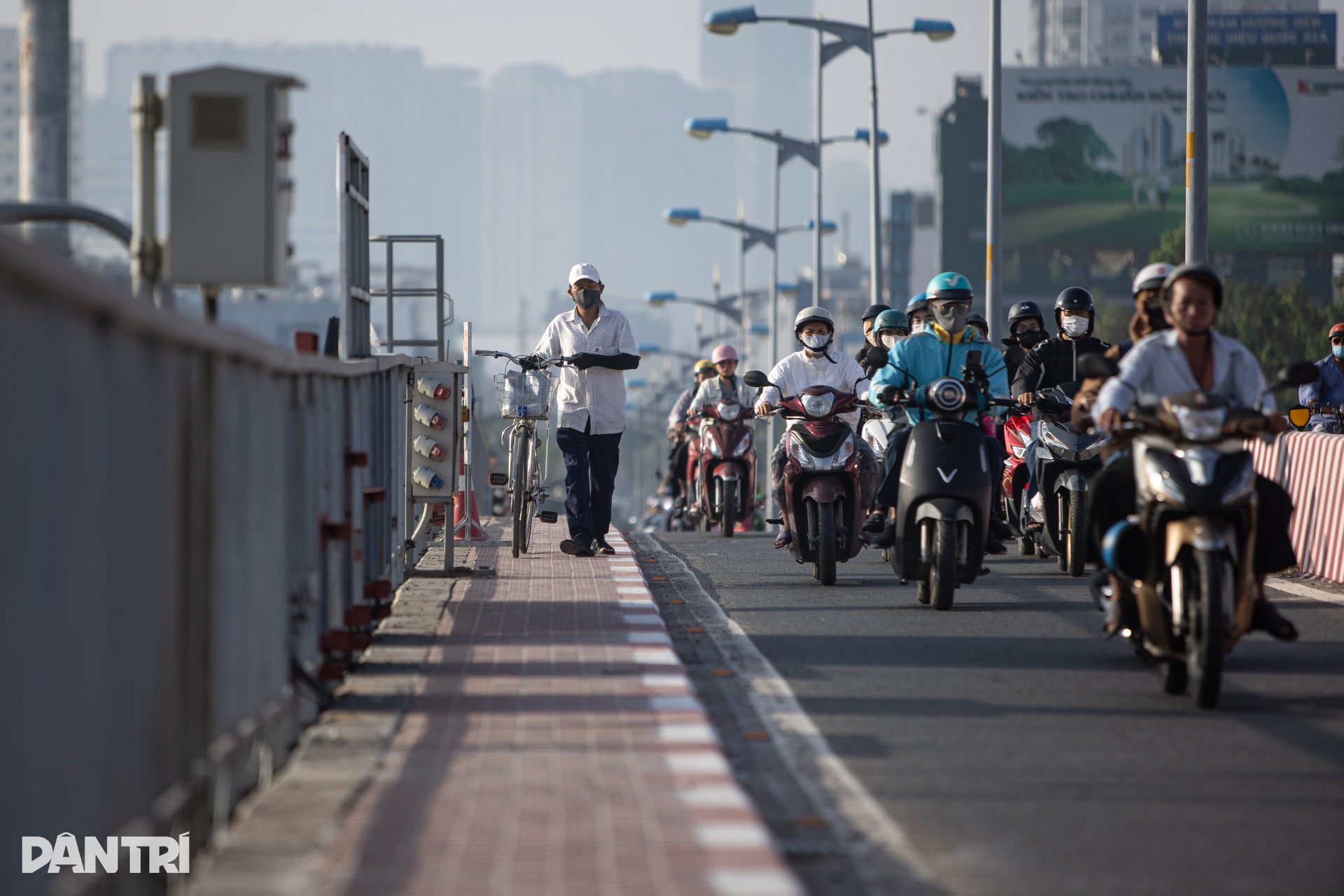 Cửa ngõ Đông Bắc TPHCM “dễ thở” sau khi cầu Bình Triệu 1 thông xe trở lại - 7 Cửa ngõ Đông Bắc TPHCM “dễ thở” sau khi cầu Bình Triệu 1 thông xe trở lại - 7