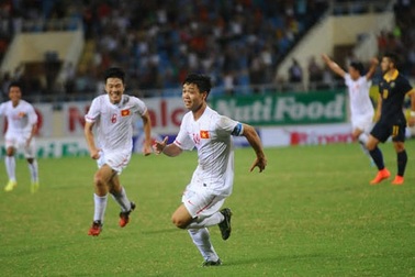 Công Phượng lập siêu phẩm, U19 Việt Nam đánh bại U19 Australia