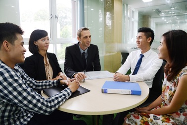 5 định kiến “cản đường” người lớn chinh phục tiếng Anh