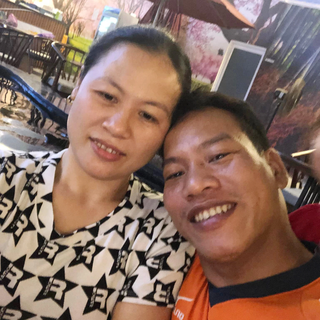 Chuyện tình chú cháu xúc động của nhà vô địch thế giới và cô vợ xứ Nghệ - 6 Chuyện tình chú cháu xúc động của nhà vô địch thế giới và cô vợ xứ Nghệ - 6