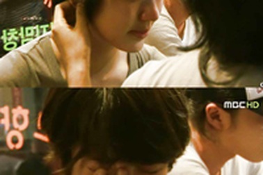 Yoon Eun Hye bật khóc tại phim trường…