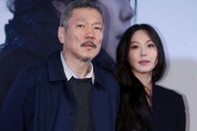 Cặp đôi ngoại tình chấn động xứ Hàn công khai thừa nhận đang yêu