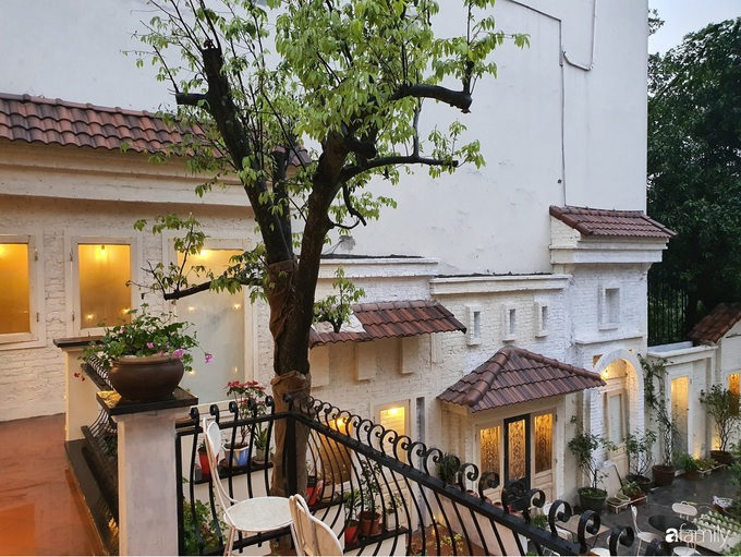 Cuộc "lột xác" ngoạn mục suốt 4 tháng cho ngôi nhà Hà Nội: Từ để hoang đổ nát thành không gian sống vạn người mê, KTS tiết lộ chi phí hơn 4 tỷ đồng - Ảnh 10. Cuộc "lột xác" ngoạn mục suốt 4 tháng cho ngôi nhà Hà Nội: Từ để hoang đổ nát thành không gian sống vạn người mê, KTS tiết lộ chi phí hơn 4 tỷ đồng - Ảnh 10.