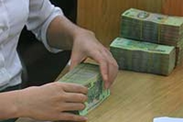 Tăng lãi suất cơ bản VND lên 14%/năm