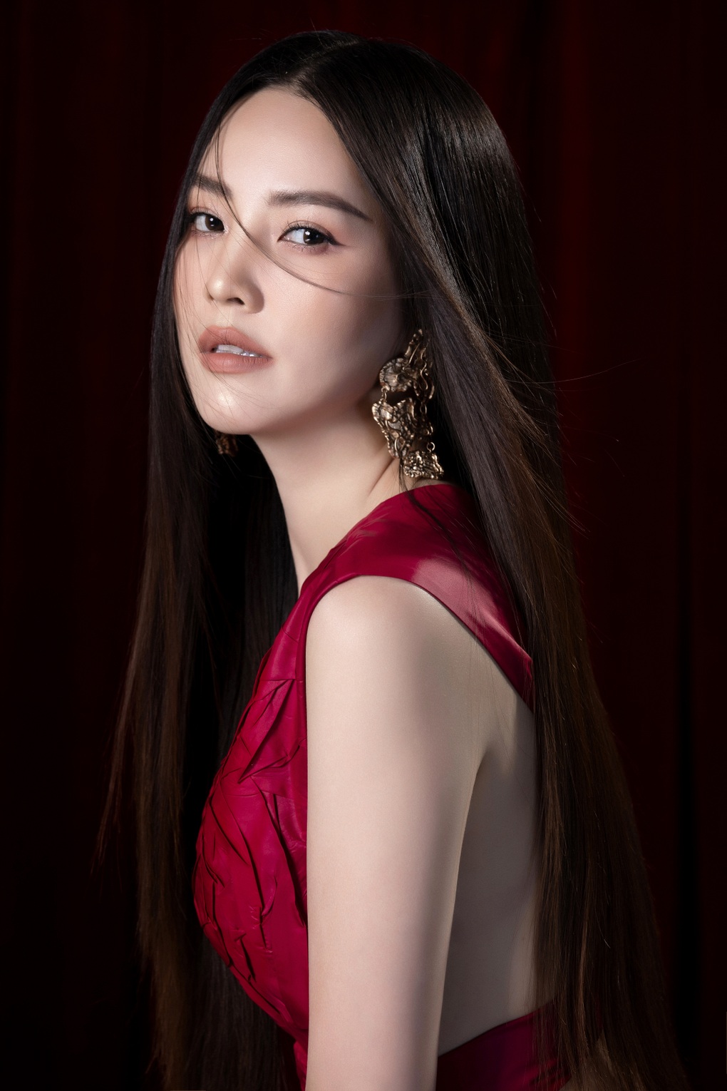 MC Thụy Vân quyến rũ với đầm xuyên thấu - 5 MC Thụy Vân quyến rũ với đầm xuyên thấu - 5