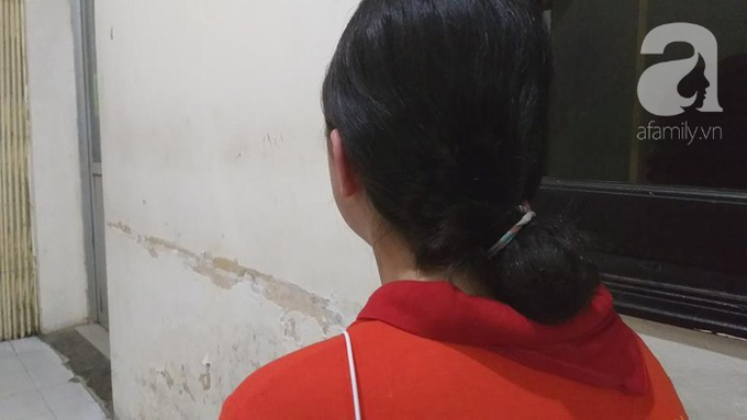 Nữ sinh lớp 9 tố bị vợ 2 của bố đánh chấn thương phải lưu ban do nghỉ quá số ngày quy định - Ảnh 3. Nữ sinh lớp 9 tố bị vợ 2 của bố đánh chấn thương phải lưu ban do nghỉ quá số ngày quy định - Ảnh 3.
