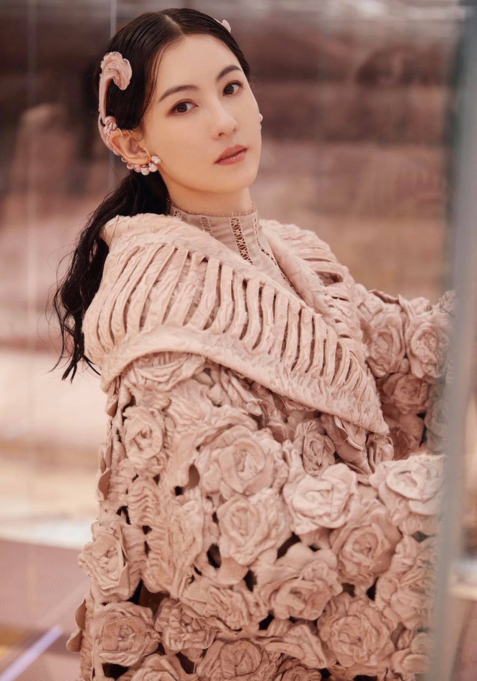 Bà mẹ ba con Trương Bá Chi xinh đẹp, lấn át Triệu Vy và Thư Kỳ - 5 Bà mẹ ba con Trương Bá Chi xinh đẹp, lấn át Triệu Vy và Thư Kỳ - 5