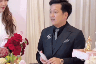 Lễ tân hôn Puka, Gin Tuấn Kiệt: Cô dâu được mẹ chồng tặng trang sức tỷ đồng