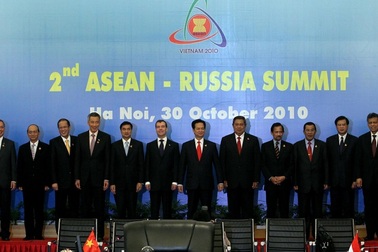 Quan hệ Nga – ASEAN: Tổng thống Putin phải “mặn mà” hơn