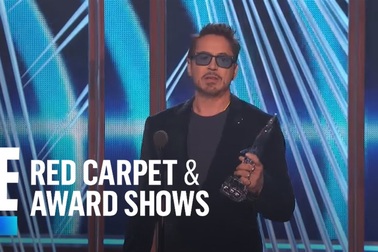Robert Downey Jr giành giải People's Choice