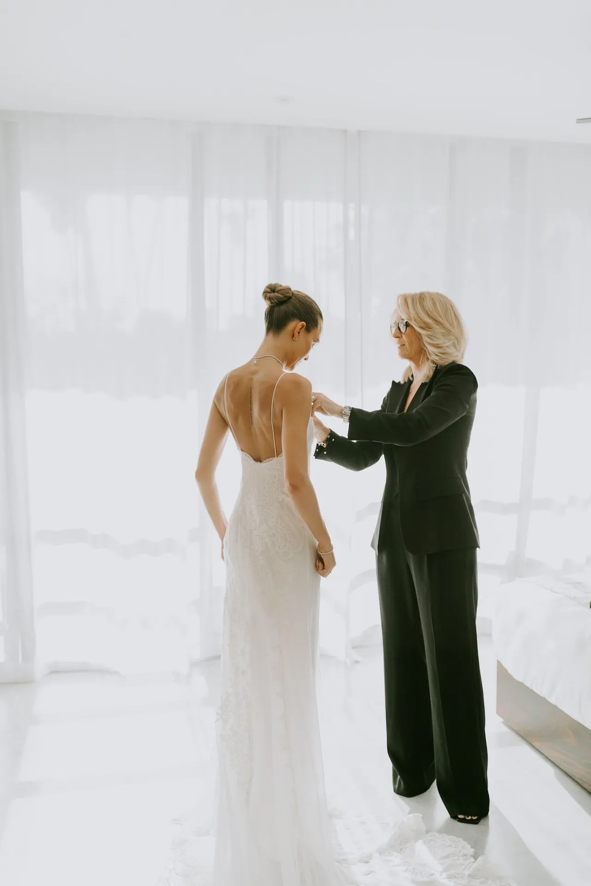 Ảnh cưới đẹp như mơ của thiên thần nội y Josephine Skriver - 1 Ảnh cưới đẹp như mơ của thiên thần nội y Josephine Skriver - 1