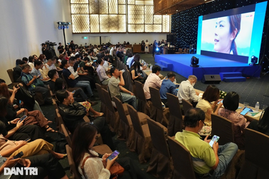 Hàng trăm khách mời dự hội thảo Tháo van tín dụng - Khơi thông tăng trưởng