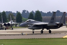 Mỹ triển khai máy bay chiến đấu F-15 để đề phòng Nga