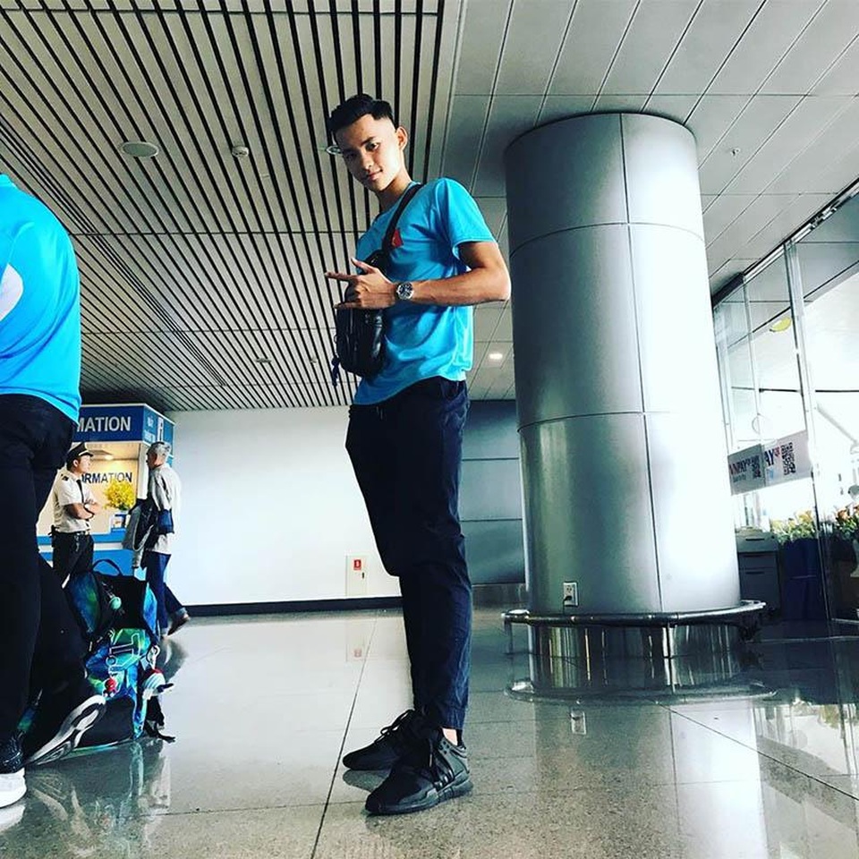 Dân mạng xiêu lòng trước vẻ điển trai của “hot boy làng bơi lội” mới nổi - 2 Dân mạng xiêu lòng trước vẻ điển trai của “hot boy làng bơi lội” mới nổi - 2