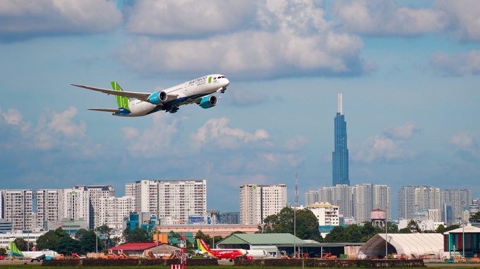 Bamboo Airways triển khai tiêm vaccine COVID-19 cho tất cả cán bộ nhân viên - Ảnh 1.