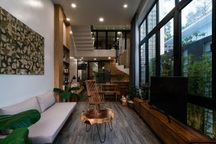 Ngôi nhà ở Sài Gòn xây trên đất méo gây ấn tượng vì thiết kế đẹp không ngờ