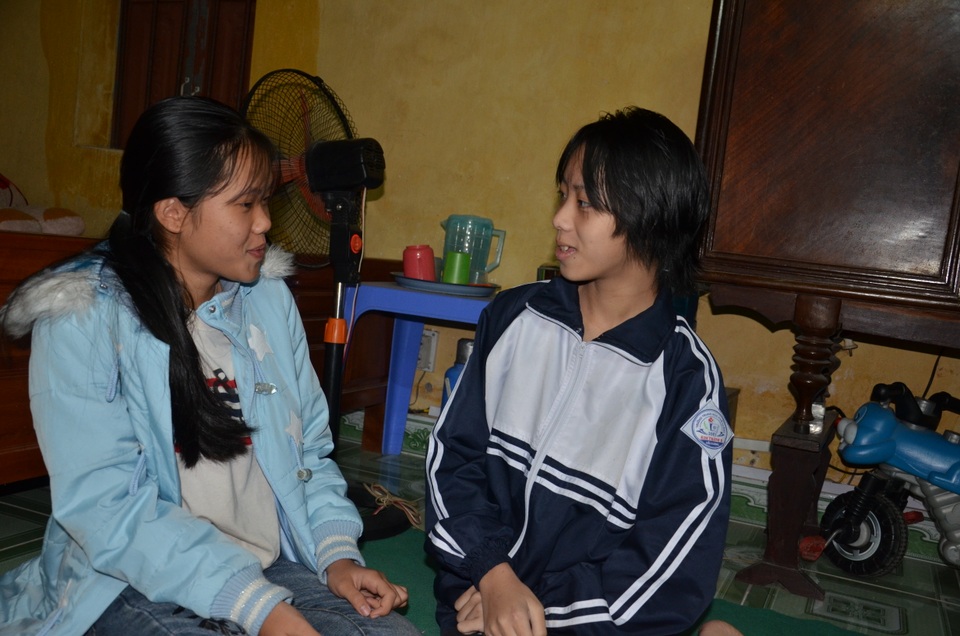 Được bạn đọc giúp đỡ, con gái người cha mù hát rong đã ghép sọ thành công - 3 Được bạn đọc giúp đỡ, con gái người cha mù hát rong đã ghép sọ thành công - 3