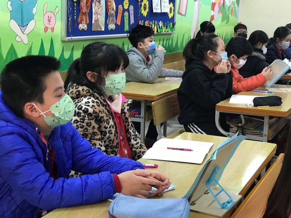 Hỏa tốc dừng dạy học trực tiếp ở 17 huyện thị Hà Nội: Giám đốc Sở nói gì? - 1 Hỏa tốc dừng dạy học trực tiếp ở 17 huyện thị Hà Nội: Giám đốc Sở nói gì? - 1