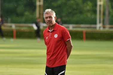 Lộ lý do cựu Giám đốc kỹ thuật VFF thay HLV Trương Việt Hoàng