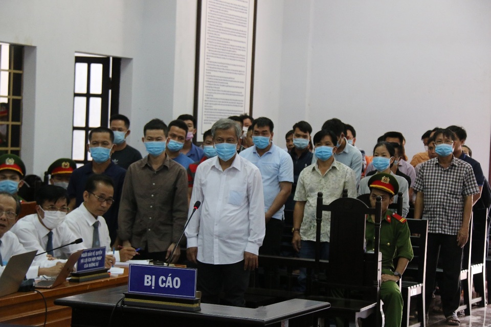 Số tiền thu lợi bất chính của Trịnh Sướng bất ngờ tăng 50 tỷ đồng - 2 Số tiền thu lợi bất chính của Trịnh Sướng bất ngờ tăng 50 tỷ đồng - 2