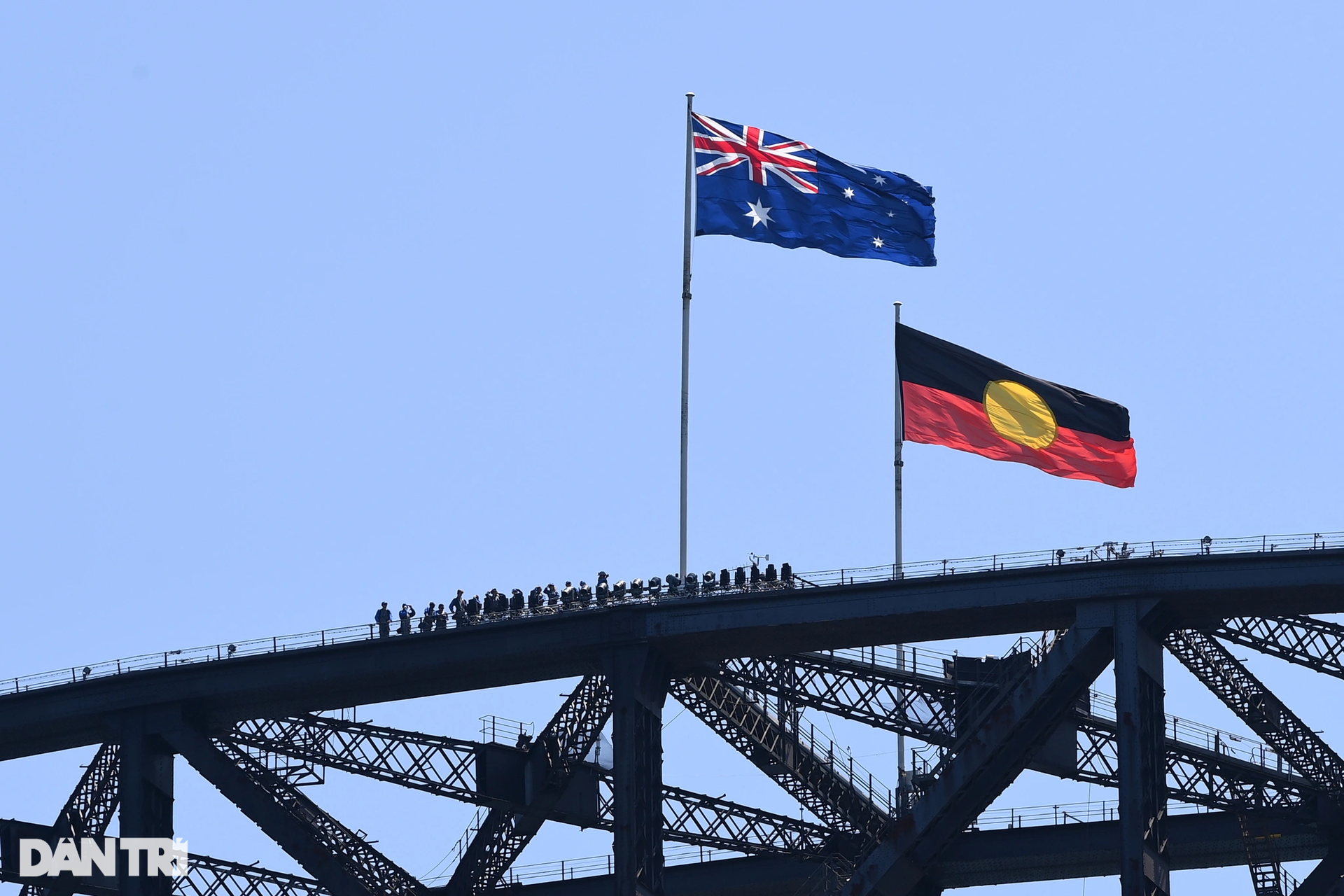 Trải nghiệm đi tàu 5 sao lênh đênh trên biển ngắm thành phố Sydney xinh đẹp - 8 Trải nghiệm đi tàu 5 sao lênh đênh trên biển ngắm thành phố Sydney xinh đẹp - 8