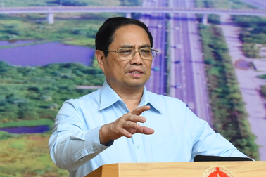 Thủ tướng chỉ đạo thần tốc hoàn thành hệ thống cao tốc từ Bắc tới Nam