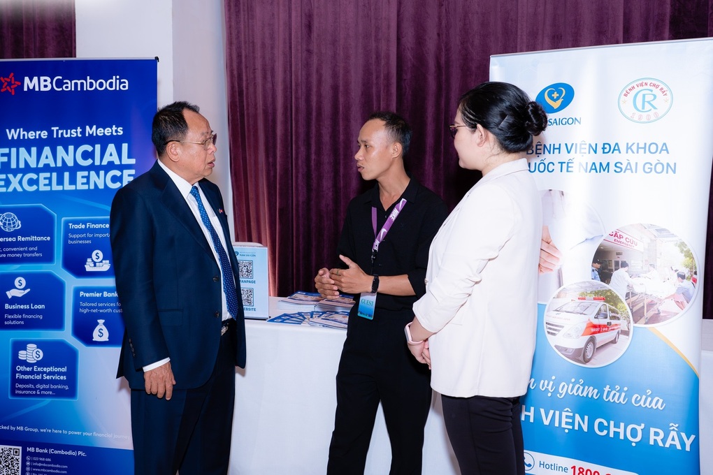 Đơn vị y tế duy nhất tại hội nghị kết nối giao thương Việt Nam - Campuchia - 4 Đơn vị y tế duy nhất tại hội nghị kết nối giao thương Việt Nam - Campuchia - 4