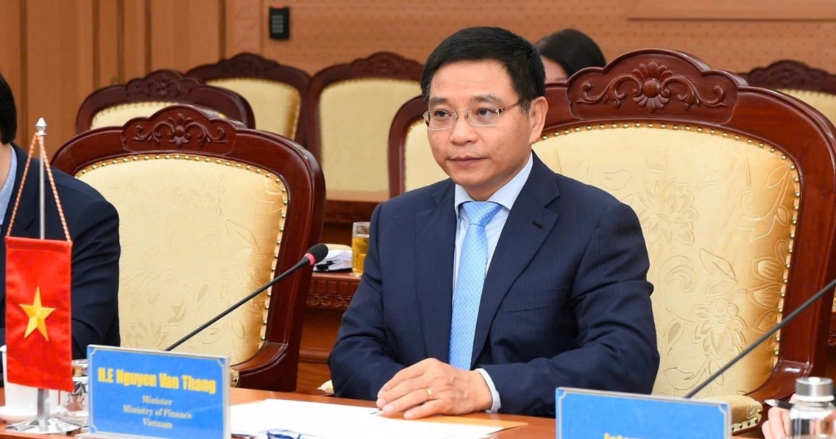 Quan Hệ Việt - Mỹ Tiếp Tục Gần Mộng: Bộ Trưởng Tài Chính Thắng Tiếp Đại Sứ Mỹ, Trao Đổi Về Hợp Tác Kinh Tế
