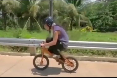 Chiếc xe đạp đặc biệt dành cho những ai thích cảm giác cưỡi ngựa