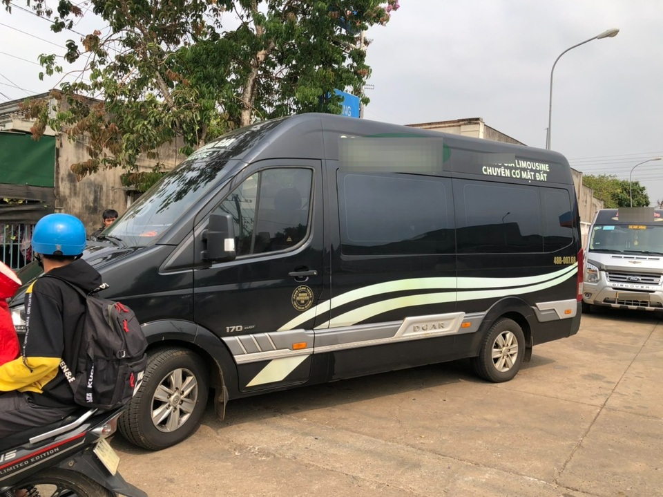 Hàng loạt chuyên cơ mặt đất bị tước phù hiệu - 1 Hàng loạt chuyên cơ mặt đất bị tước phù hiệu - 1