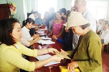 Từ 1/1/2016, cán bộ hưu định cư nước ngoài có thể lĩnh BHXH một lần