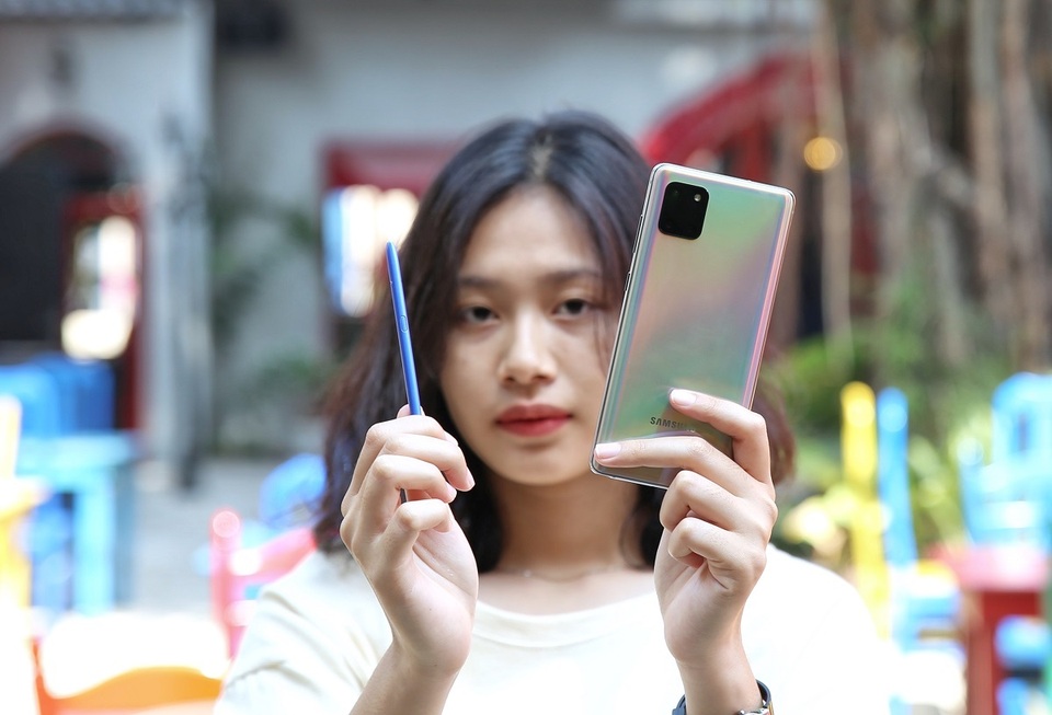 Giảm ngay 500.000 đồng khi mua Samsung Galaxy Note 10 Lite tại Viettel Store - 2 Giảm ngay 500.000 đồng khi mua Samsung Galaxy Note 10 Lite tại Viettel Store - 2