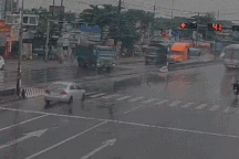 Tai nạn kinh hoàng giữa hai "hung thần xa lộ"