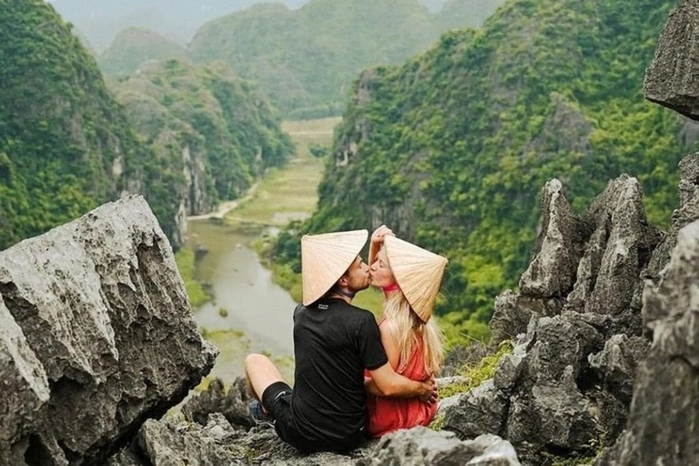 Khách Việt quan tâm và tìm kiếm điểm đến vui chơi nào nhiều nhất năm 2022? - 4 Khách Việt quan tâm và tìm kiếm điểm đến vui chơi nào nhiều nhất năm 2022? - 4