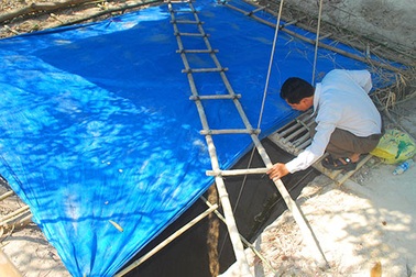 Bí ẩn nhóm người tìm hài cốt