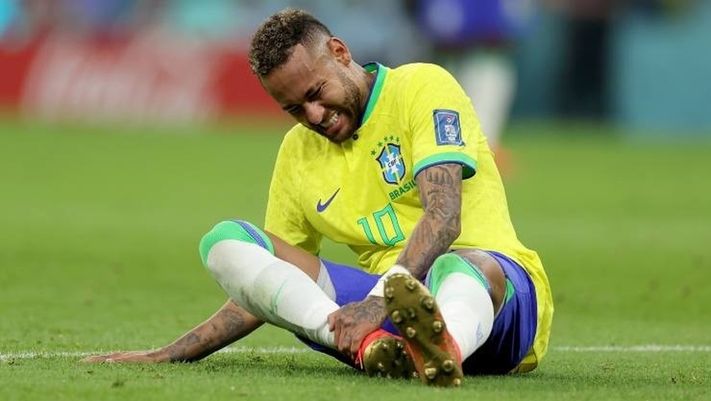 Neymar bị tố che giấu chấn thương, lừa dối HLV Ancelotti để dự World Cup - 1