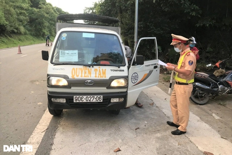 Phú Thọ mở cửa hàng quán, nhiều tỉnh khác nới lỏng phòng dịch - 3 Phú Thọ mở cửa hàng quán, nhiều tỉnh khác nới lỏng phòng dịch - 3
