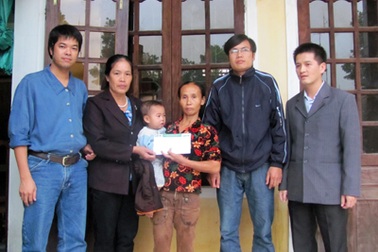 "Cầu mong cháu có thể sống sót để một ngày nói lời cảm tạ" 