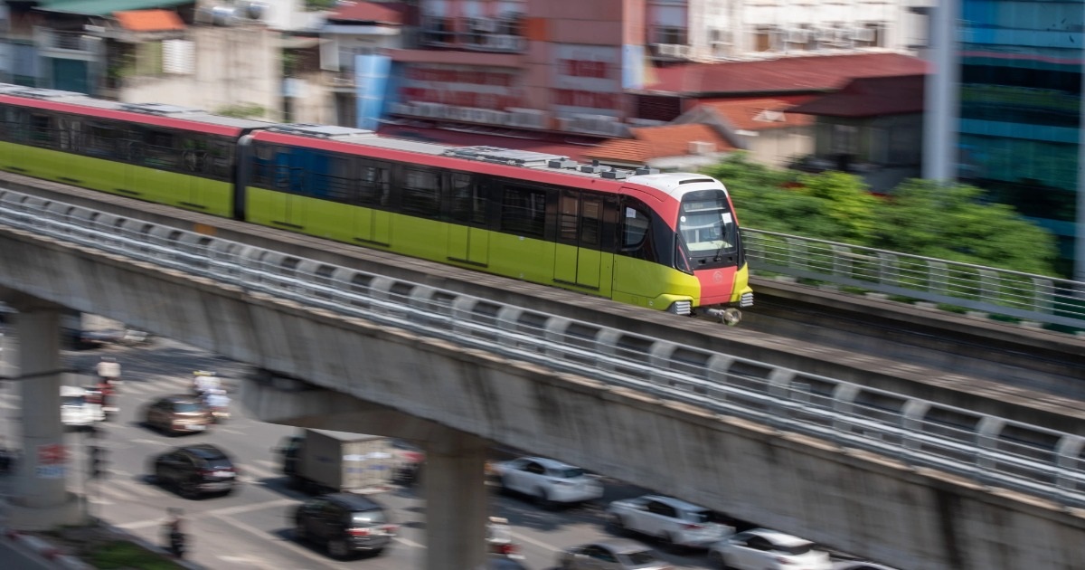 View - Trải nghiệm toàn tuyến metro Nhổn - Cầu Giấy trước ngày vận hành | Báo Dân trí